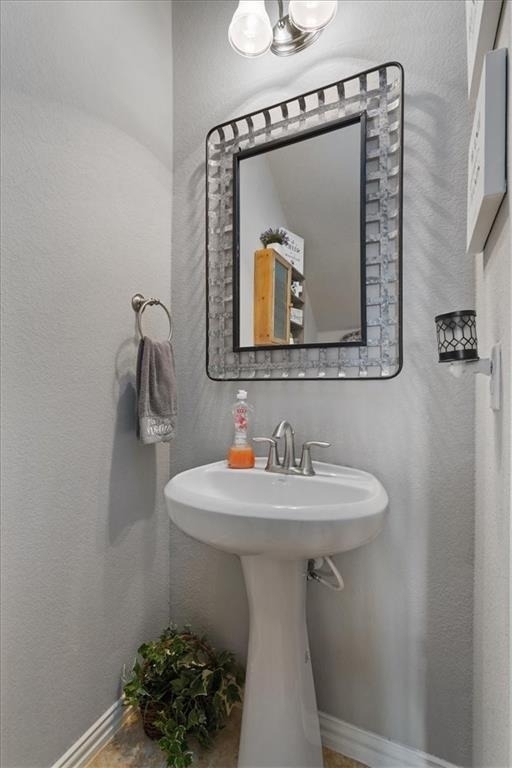 12311 Altamira St - Photo 16