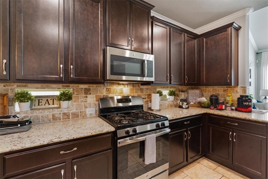12311 Altamira St - Photo 9