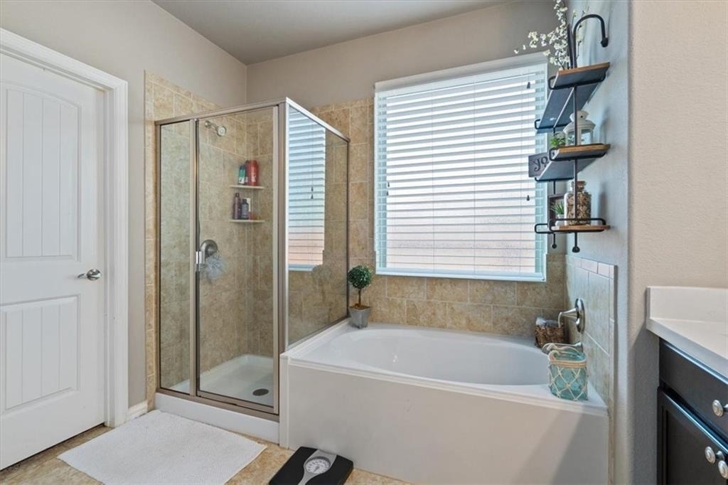 12311 Altamira St - Photo 14