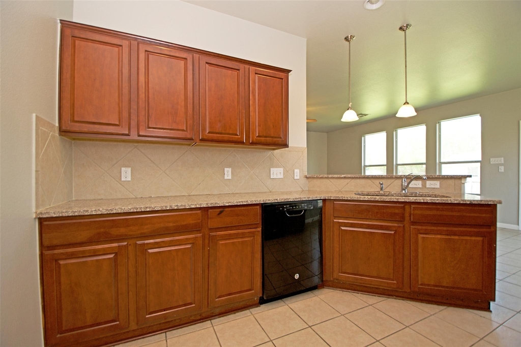6800 Cromarty Ln - Photo 16