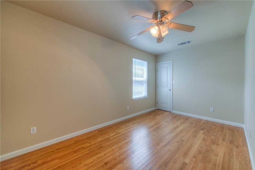 4805 Evans Ave - Photo 15