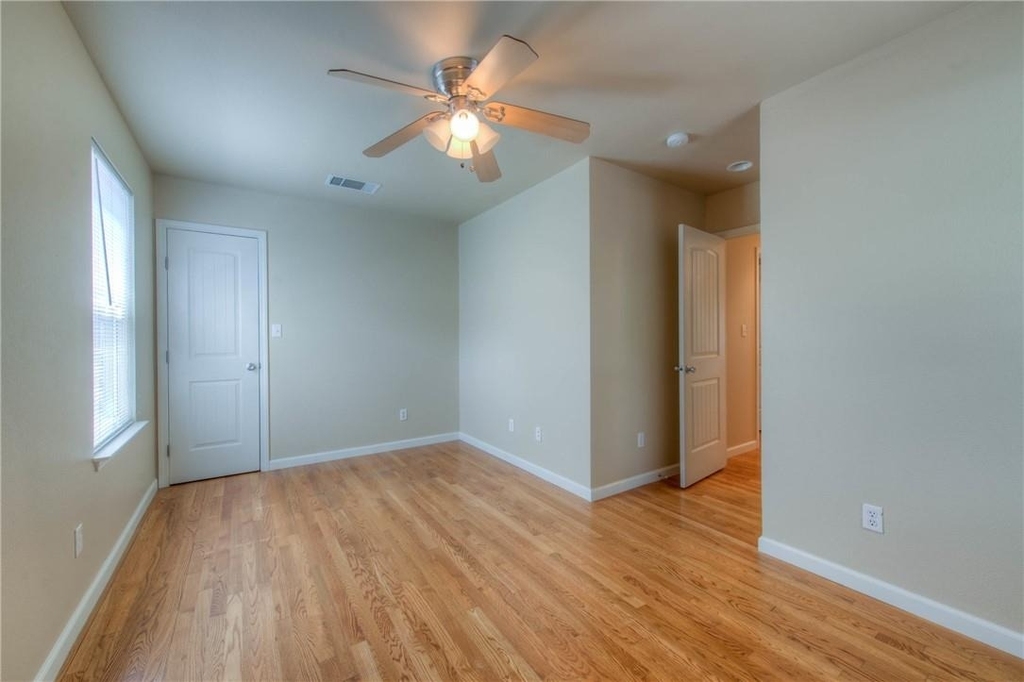 4805 Evans Ave - Photo 16
