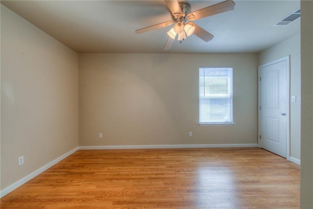 4805 Evans Ave - Photo 14