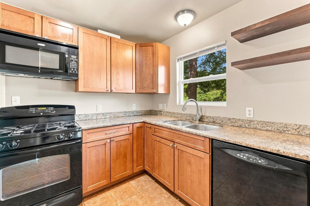 4805 Evans Ave - Photo 17