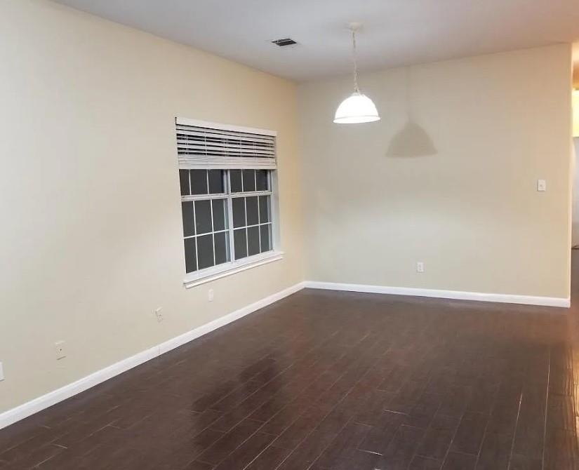 2801 Southampton Way - Photo 1