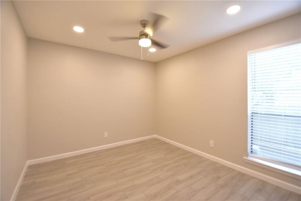 8600 Fathom Cir - Photo 8