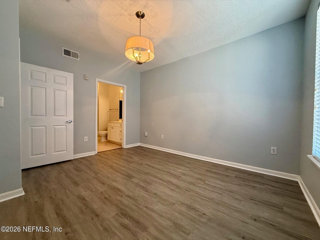 8539 Gate Parkway Parkway W - Photo 11