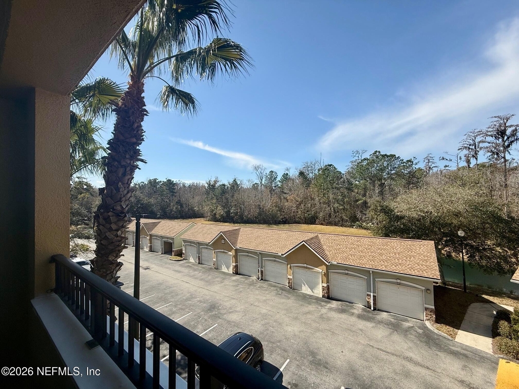 8539 Gate Parkway Parkway W - Photo 10
