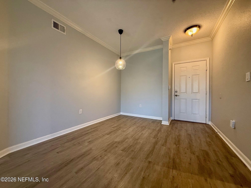 8539 Gate Parkway Parkway W - Photo 2