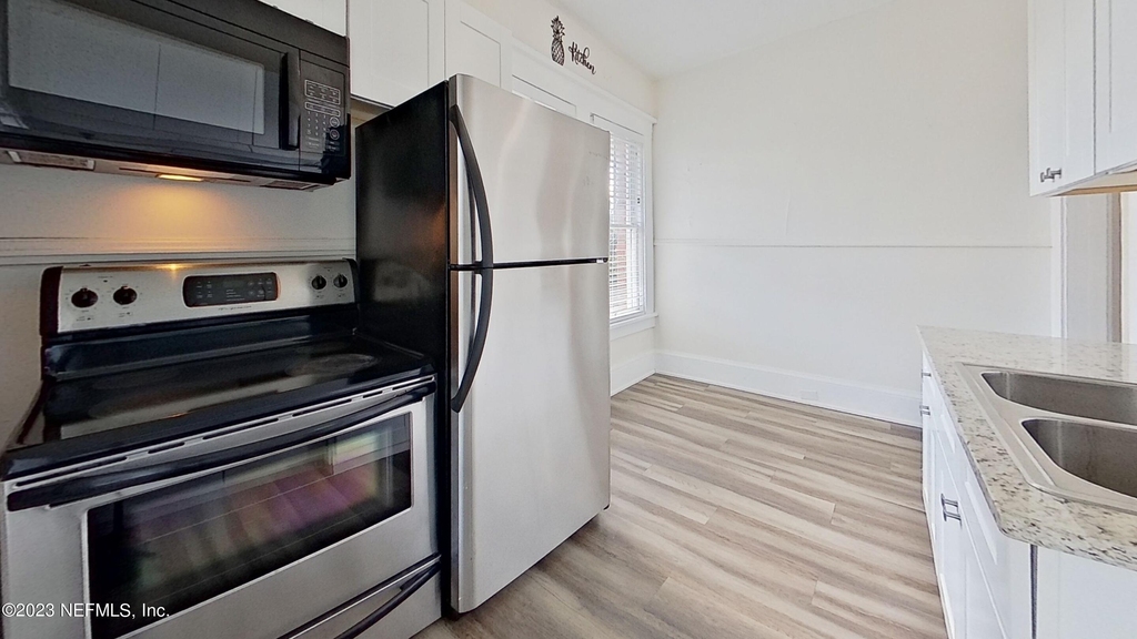 907 Copeland Street - Photo 3