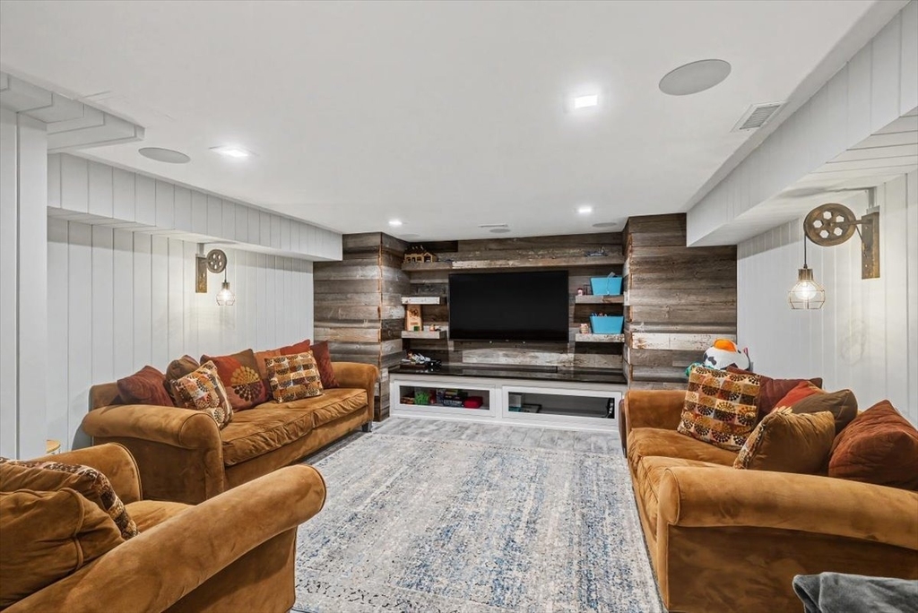 2076 Valley Lo Lane - Photo 27
