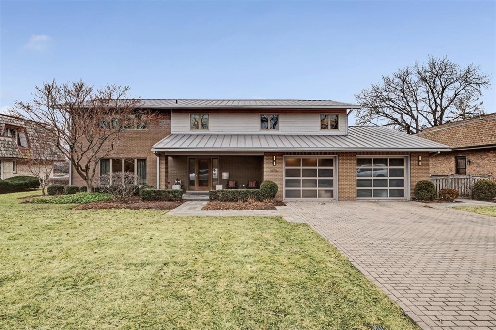 2076 Valley Lo Lane - Photo 0