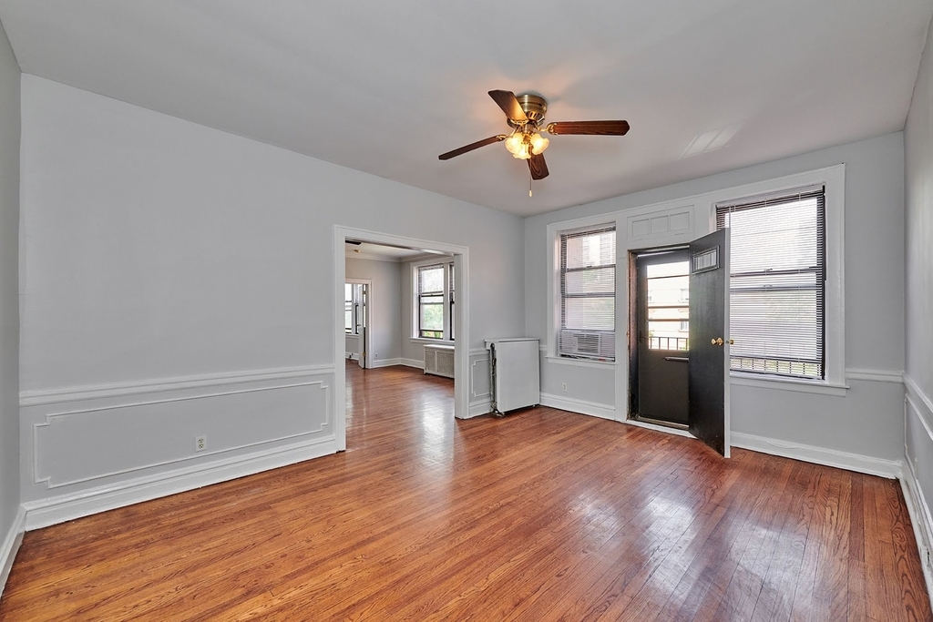 5453 S Everett Avenue - Photo 6