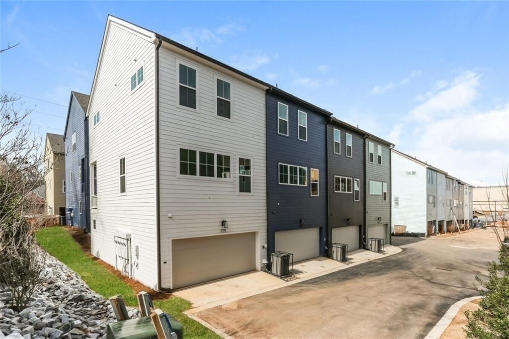 776 Metropolitan Parkway Sw - Photo 1