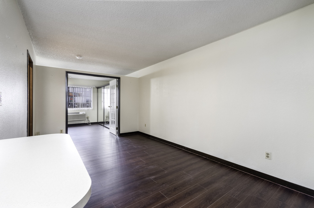 3305 Sunset Avenue - Photo 9