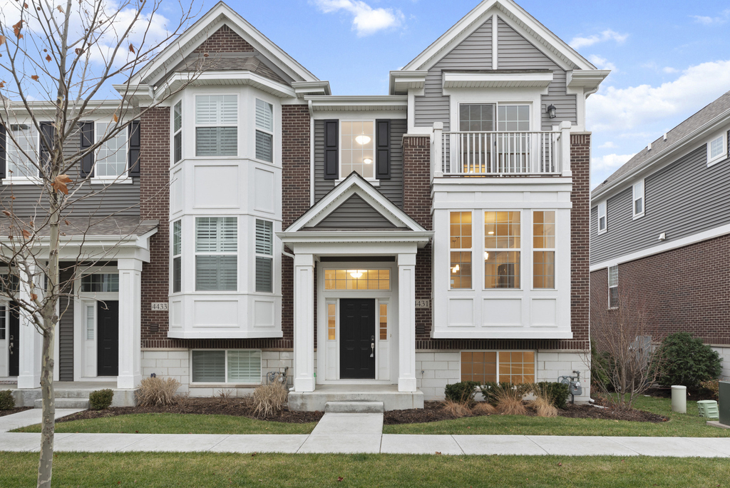 4431 Monroe Court - Photo 0