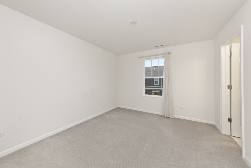 4431 Monroe Court - Photo 11