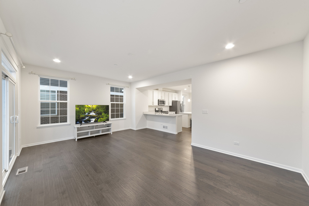 4431 Monroe Court - Photo 2