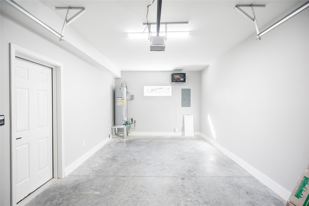 2519 Washington Street - Photo 4