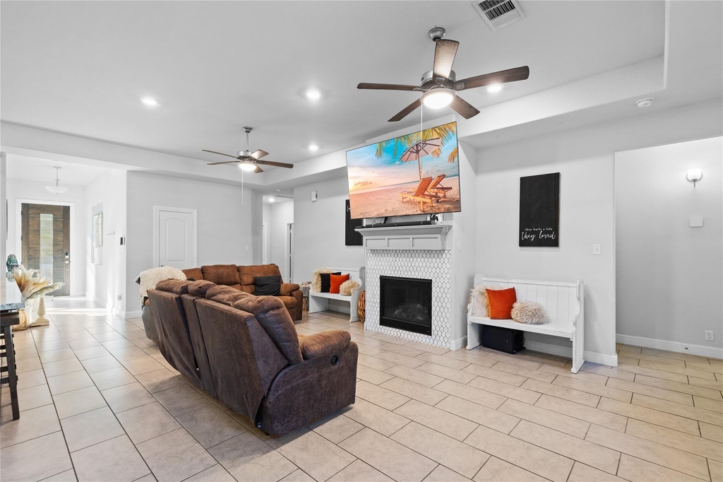 12140 Goliad Lane - Photo 6