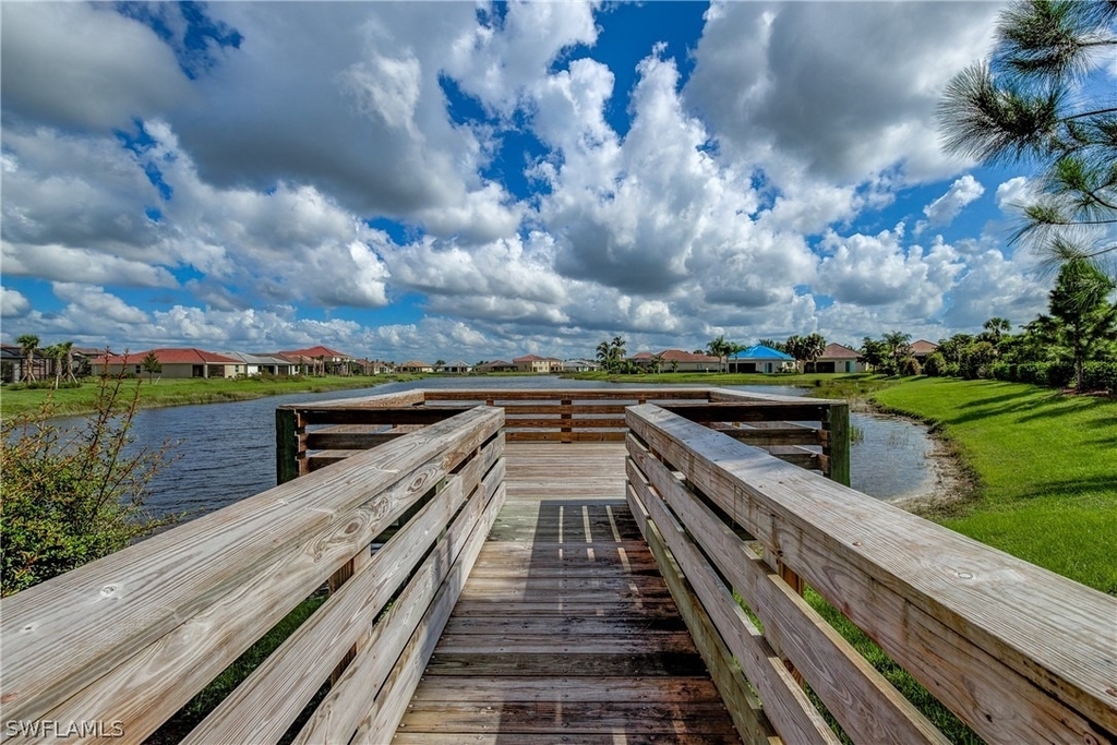 2827 Blossom Way - Photo 13