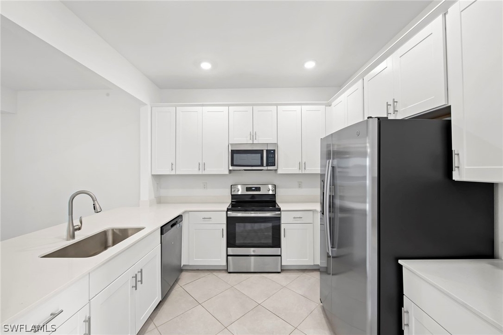 2827 Blossom Way - Photo 22
