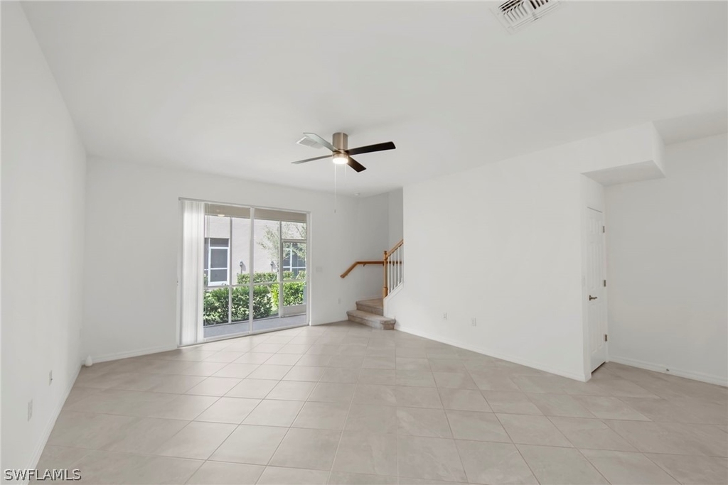 2827 Blossom Way - Photo 15