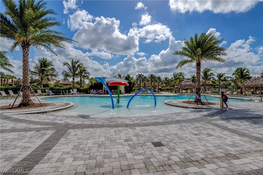 2827 Blossom Way - Photo 4