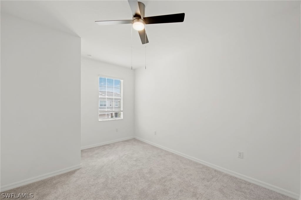 2827 Blossom Way - Photo 28