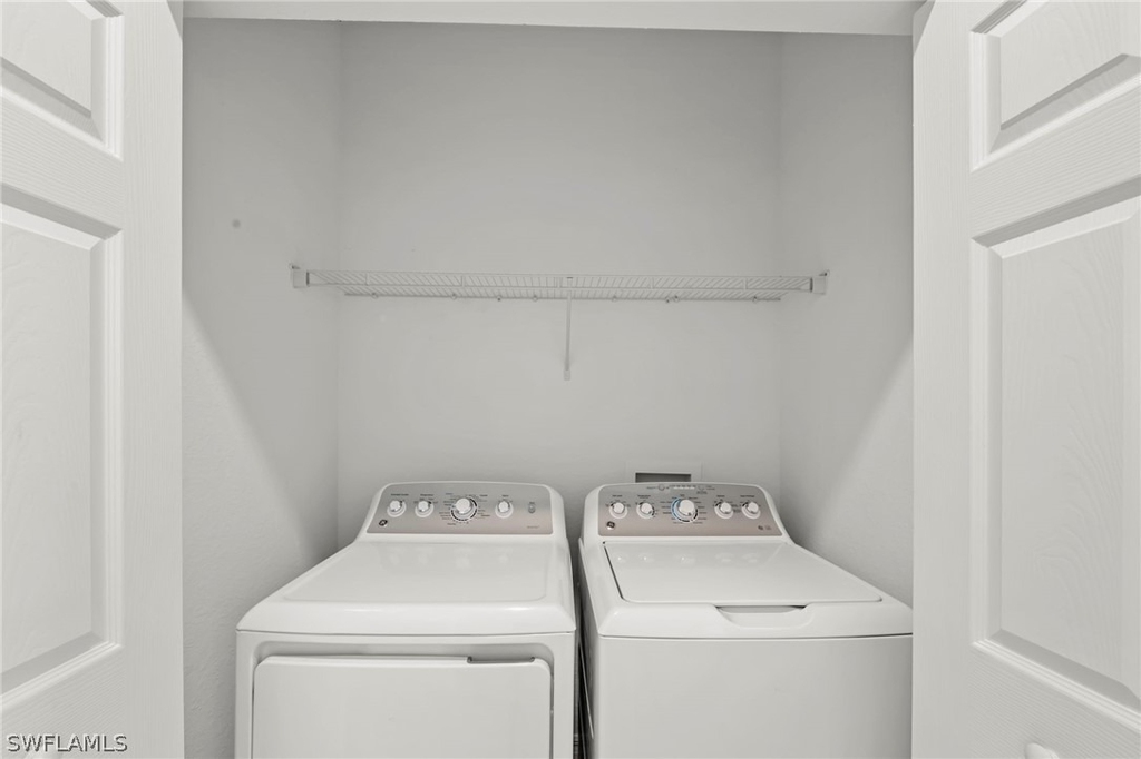 2827 Blossom Way - Photo 30