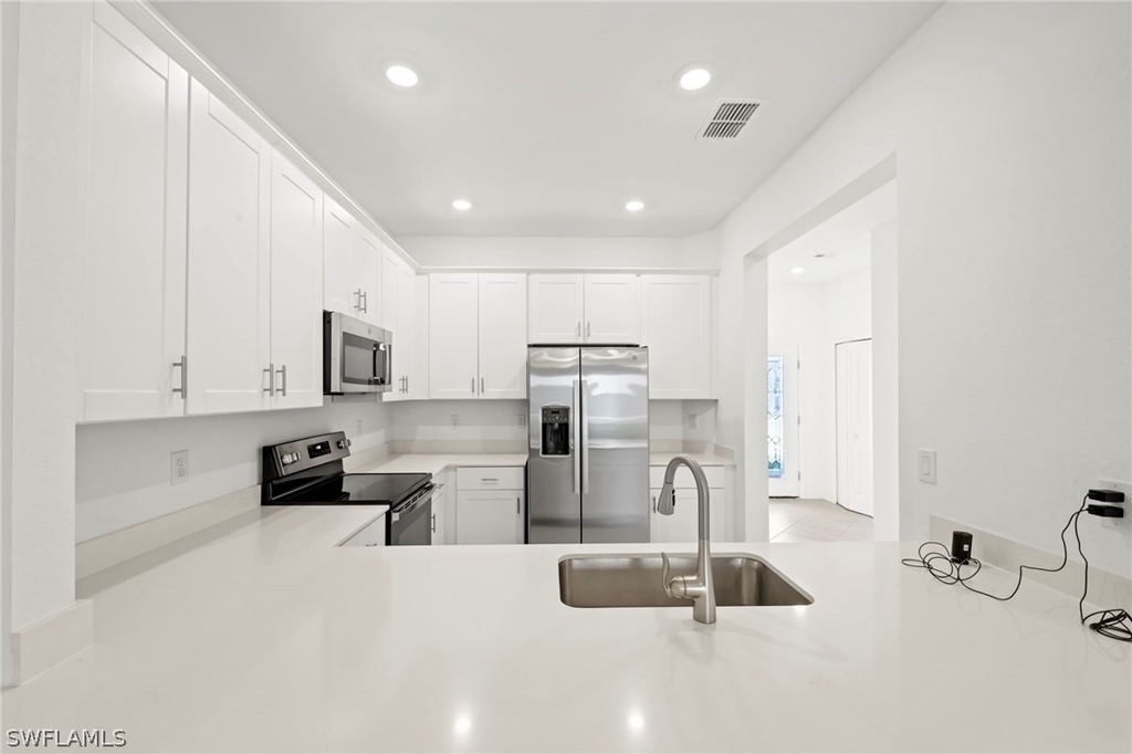2827 Blossom Way - Photo 20