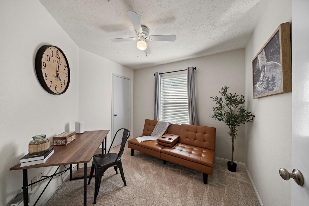 18315 Beaverdell Drive - Photo 12