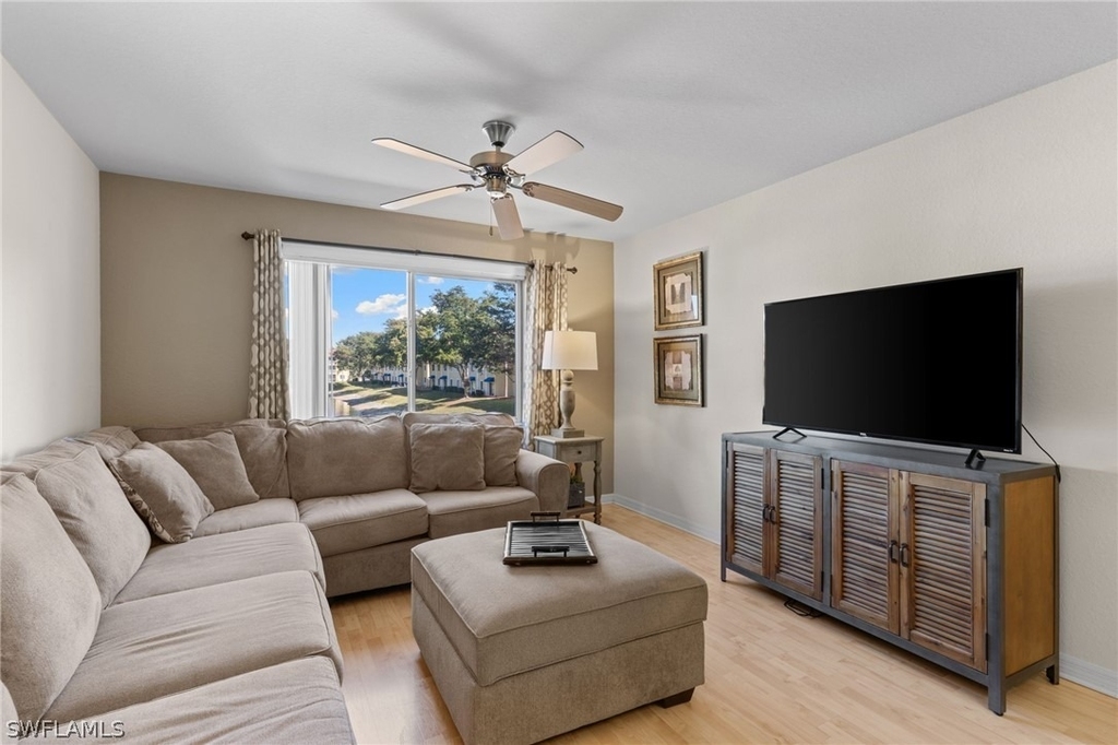 8274 Key Royal Circle - Photo 10