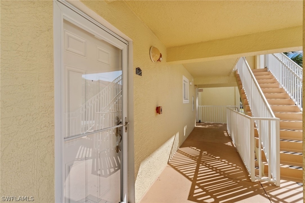 8274 Key Royal Circle - Photo 26