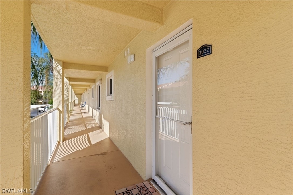8274 Key Royal Circle - Photo 25