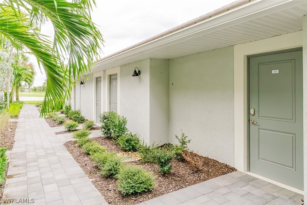 6082 National Boulevard - Photo 23