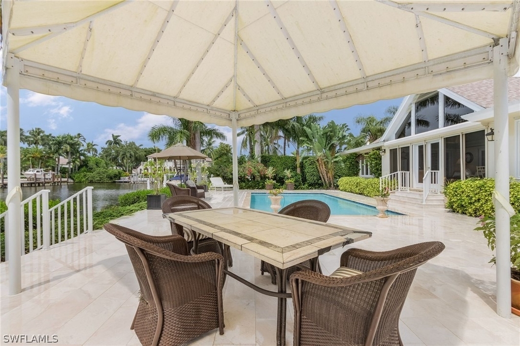 950 Galleon Drive - Photo 32