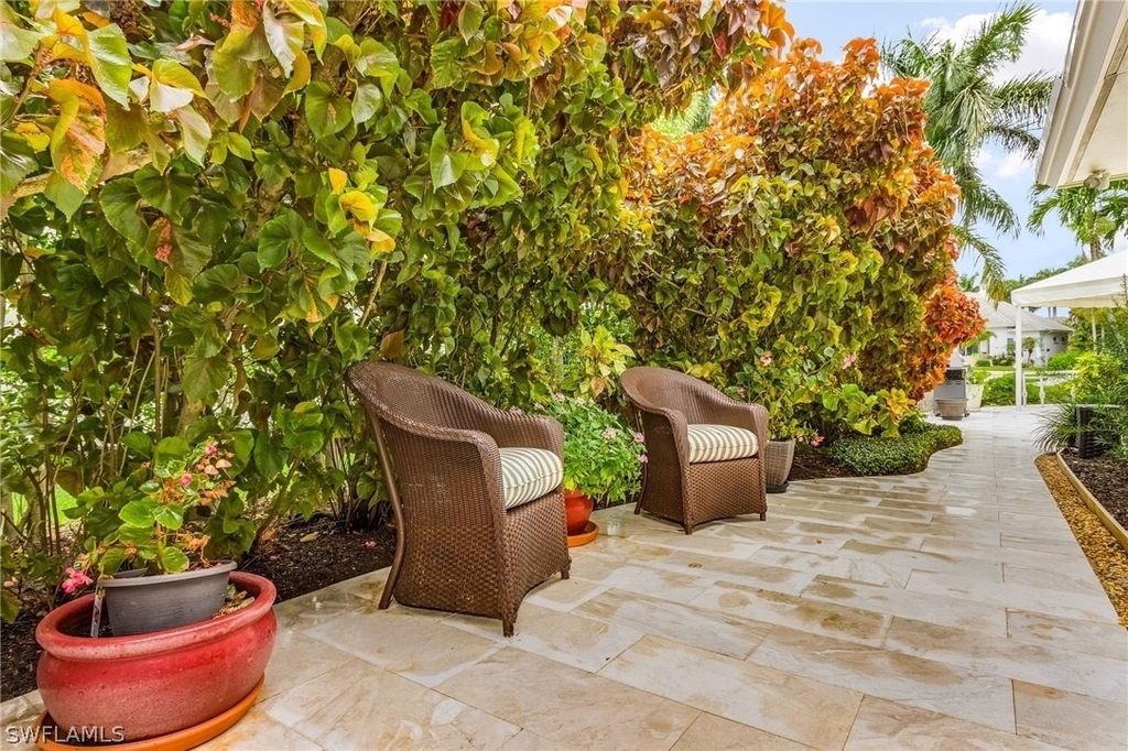 950 Galleon Drive - Photo 33