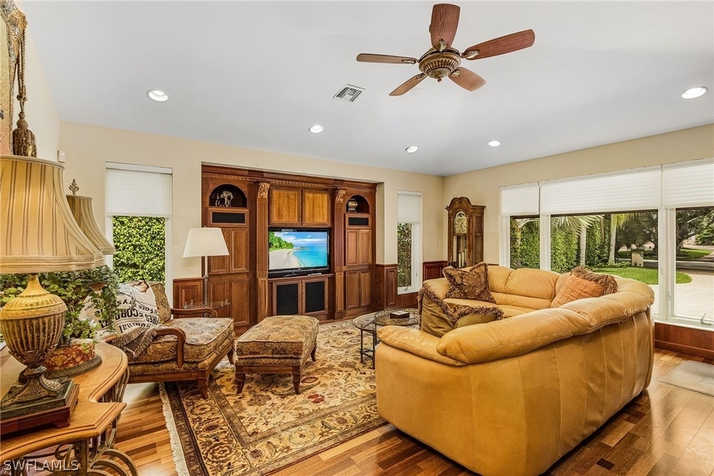 950 Galleon Drive - Photo 6