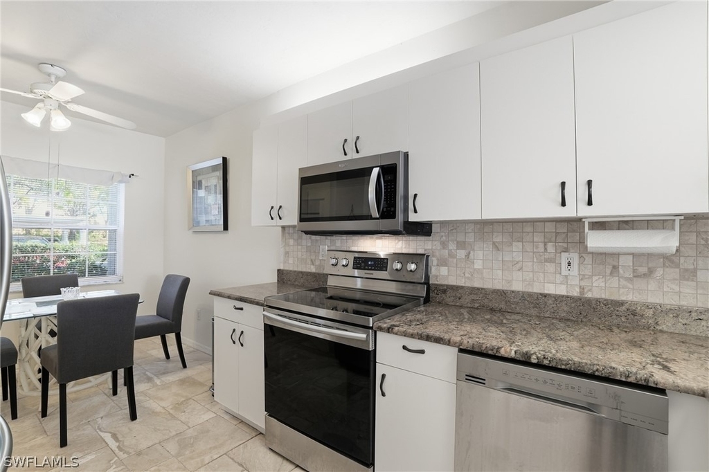 2460 Old Groves Road - Photo 4