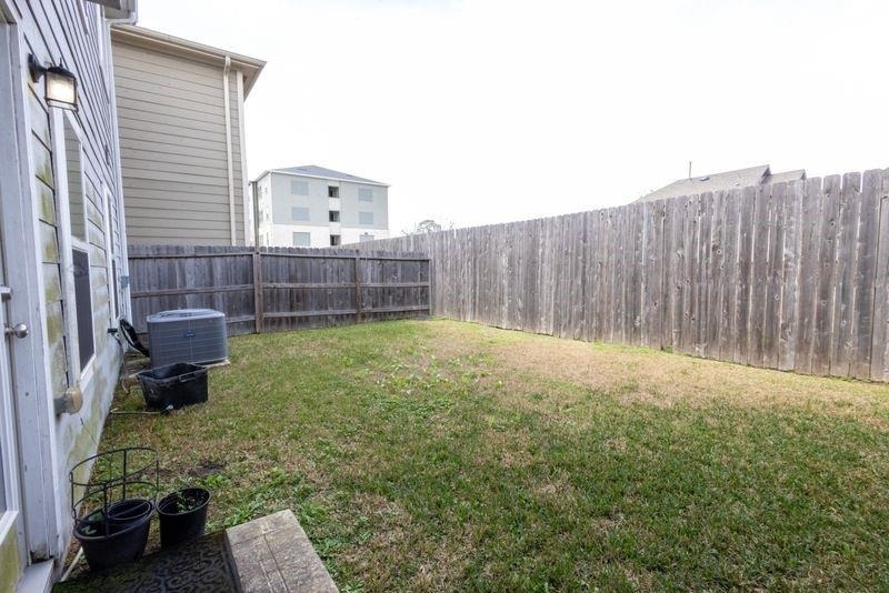 8932 Hollister Commons Lane - Photo 19