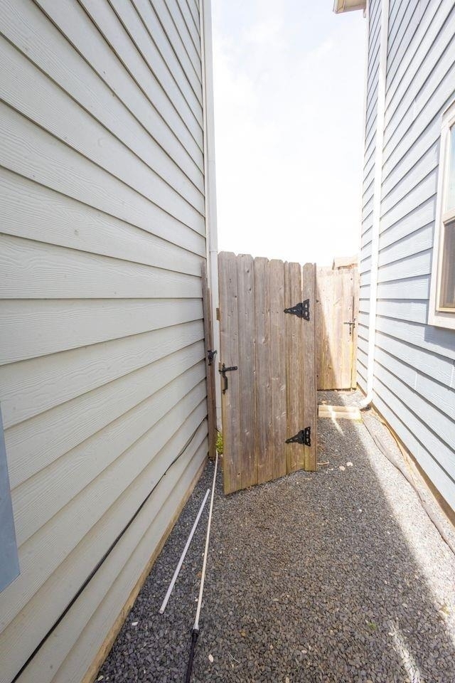 8932 Hollister Commons Lane - Photo 12