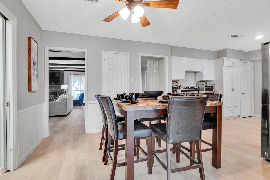 1523 Saddlecreek Drive - Photo 9