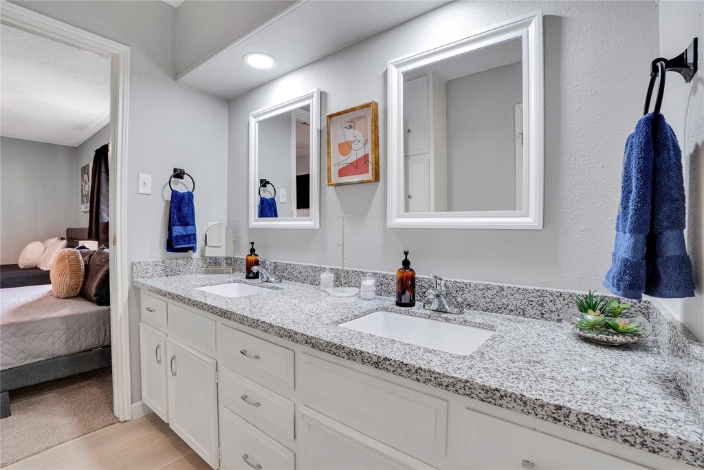 1523 Saddlecreek Drive - Photo 14