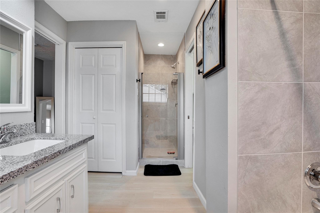 1523 Saddlecreek Drive - Photo 12