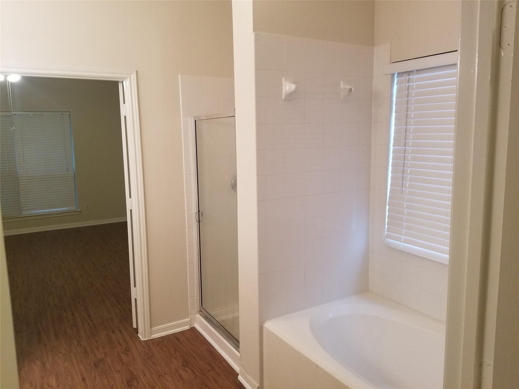 2406 Hawks Road - Photo 27