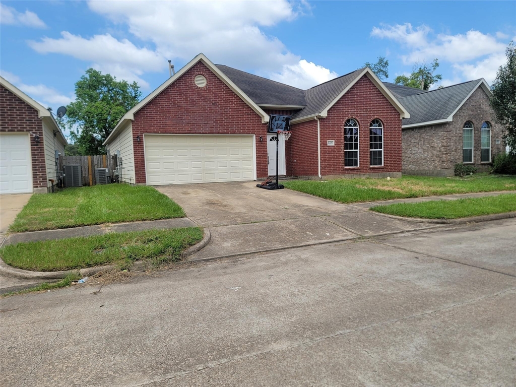 2406 Hawks Road - Photo 0