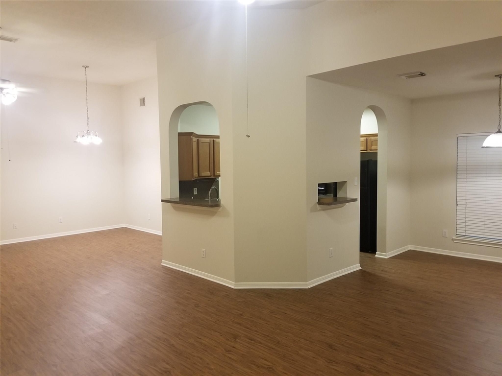 2406 Hawks Road - Photo 12