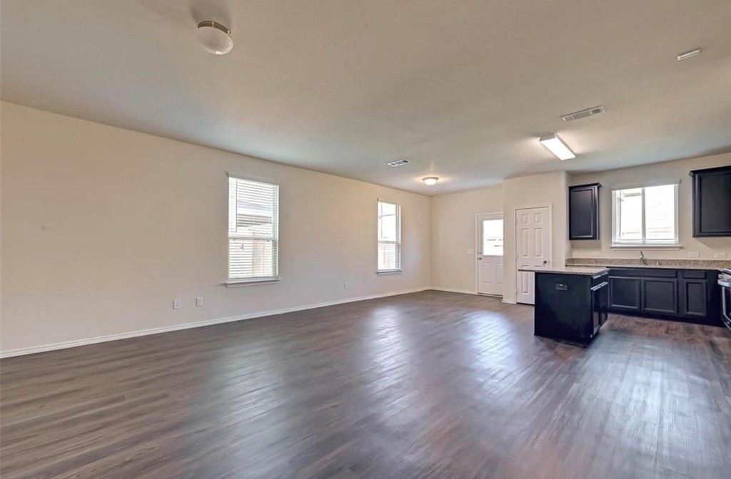 1623 Avocet Way - Photo 7