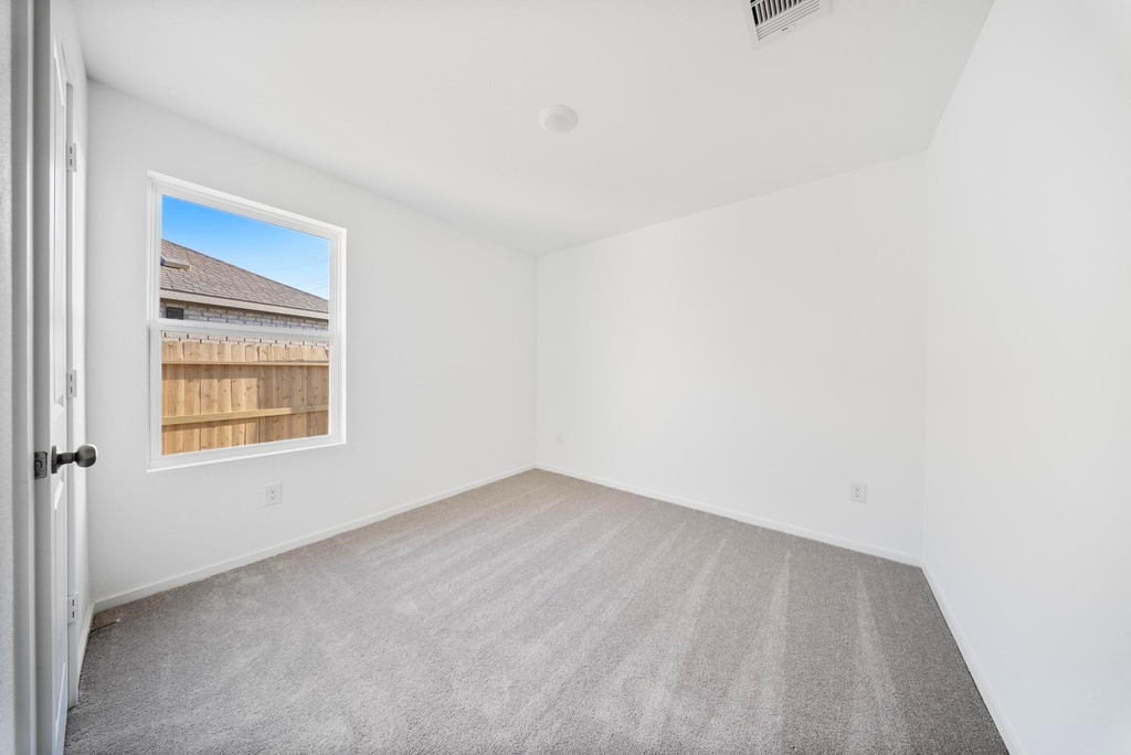 26651 Pampas Grass Ln - Photo 4
